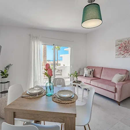 1bdr Seaview In Апартаменты *