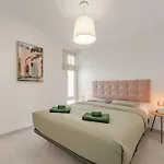 Апартаменты 1bdr Seaview In