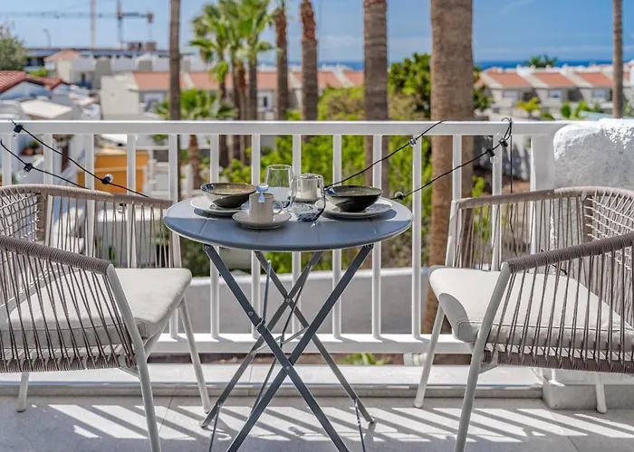 1bdr Seaview In Daire